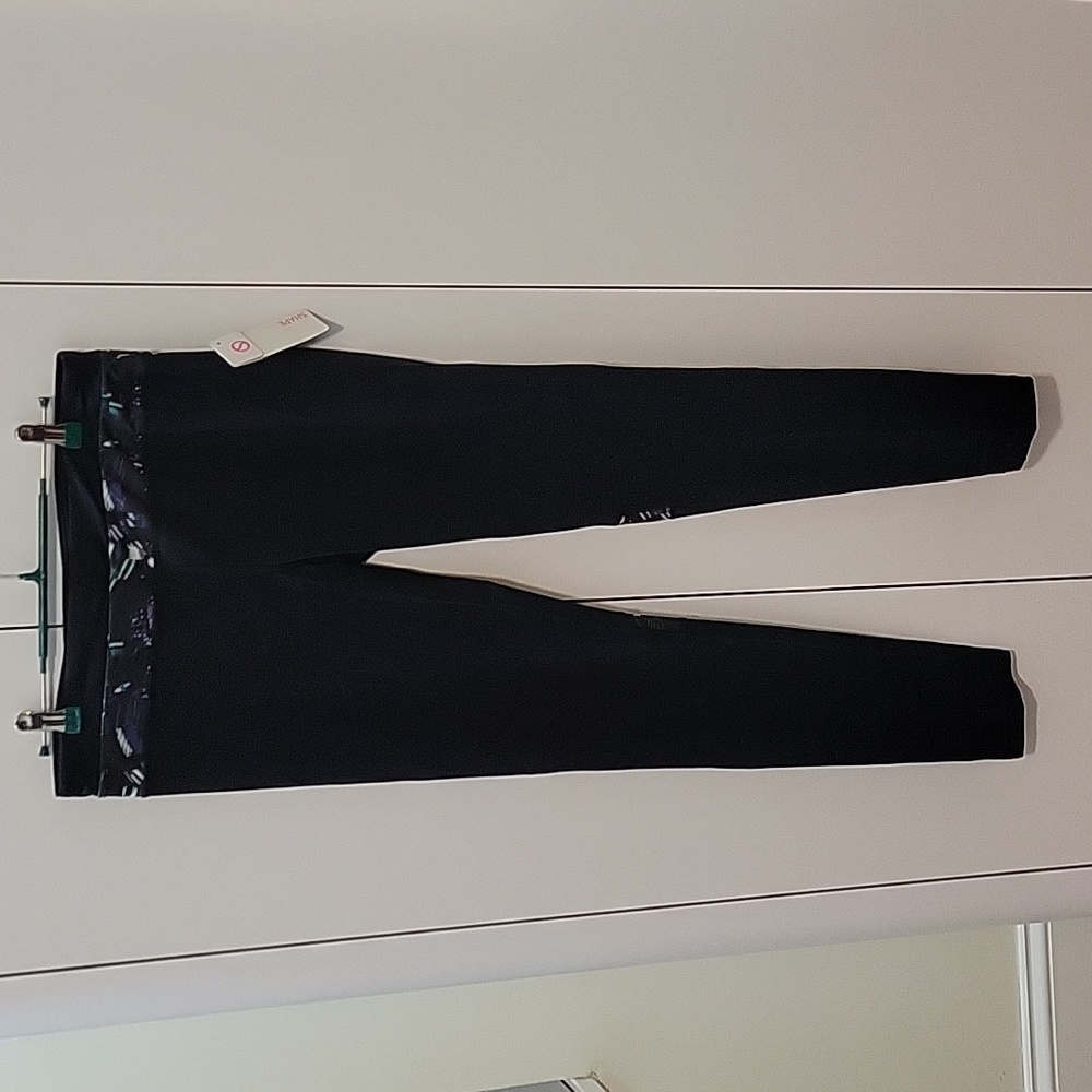 NWT Shape Leggings
